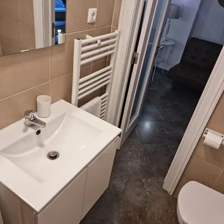 Alfama Overthetejo * Lisbona